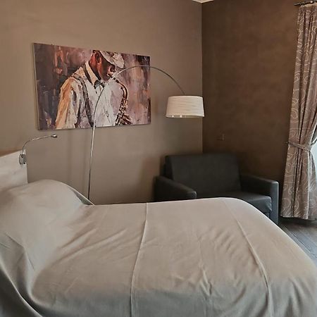 Prima Fila Due Pemium Guest House 圣雷默 外观 照片