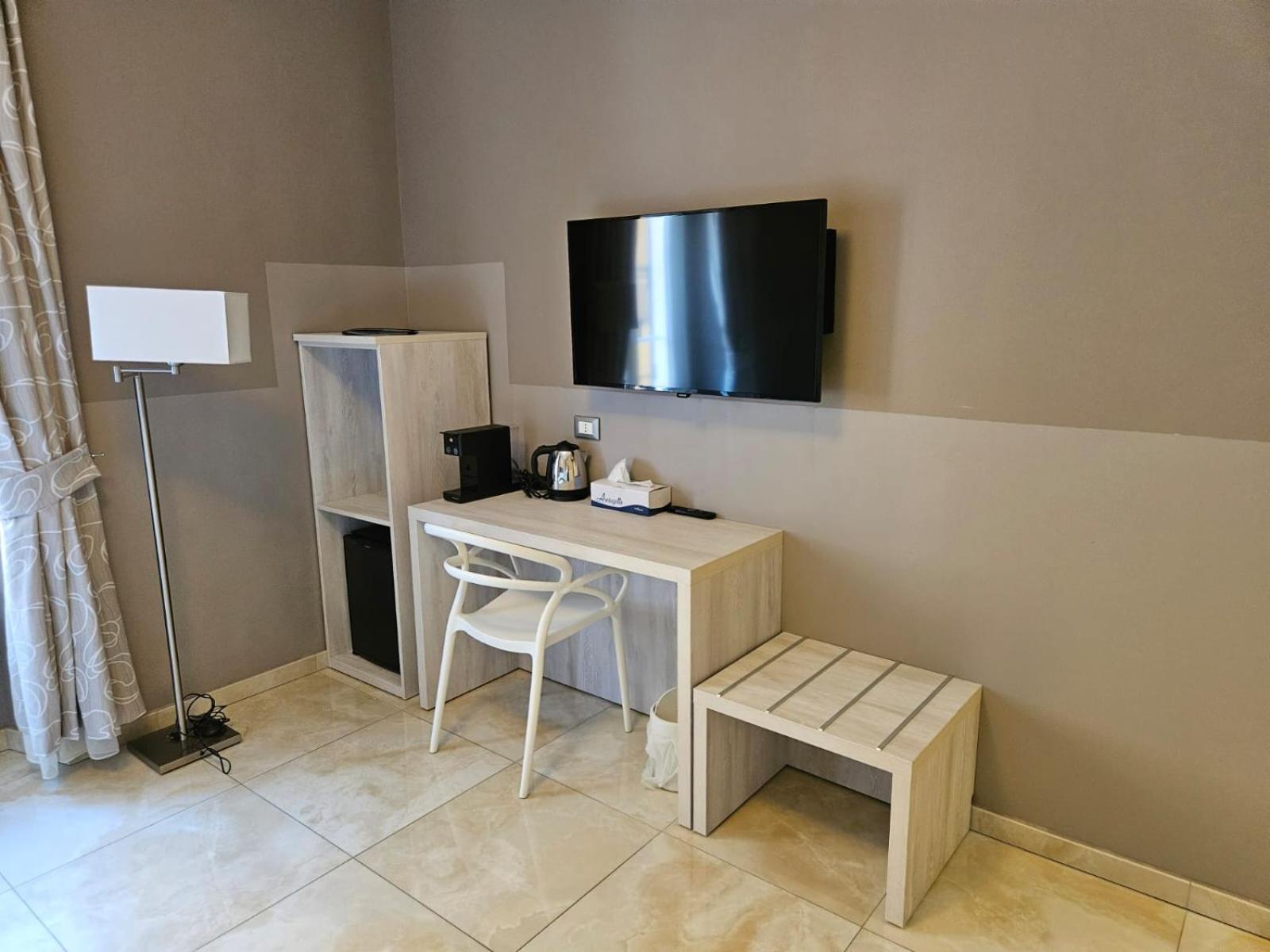 Prima Fila Due Pemium Guest House 圣雷默 外观 照片